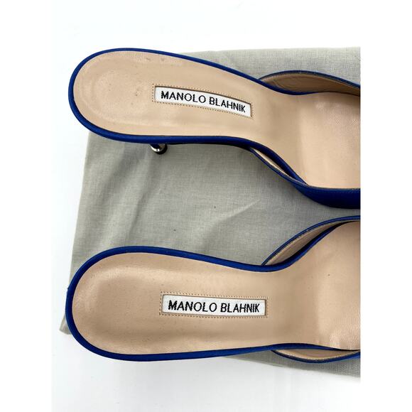 Manolo Blahnik Blue Satin Jewel Buckle Mules size 38 - Picture 5 of 13